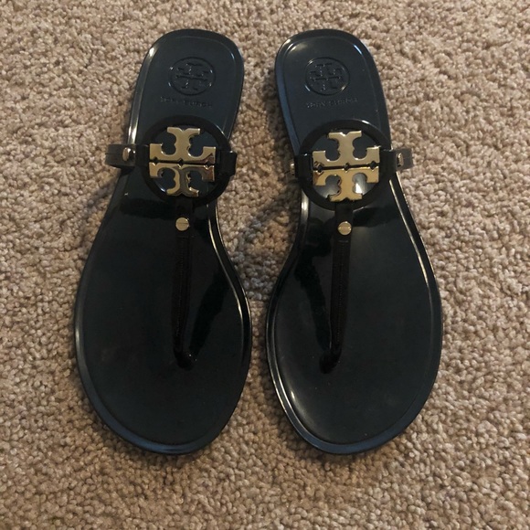 tory burch plastic flip flops